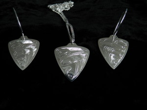 Hummingbird earring and pendant set - silver